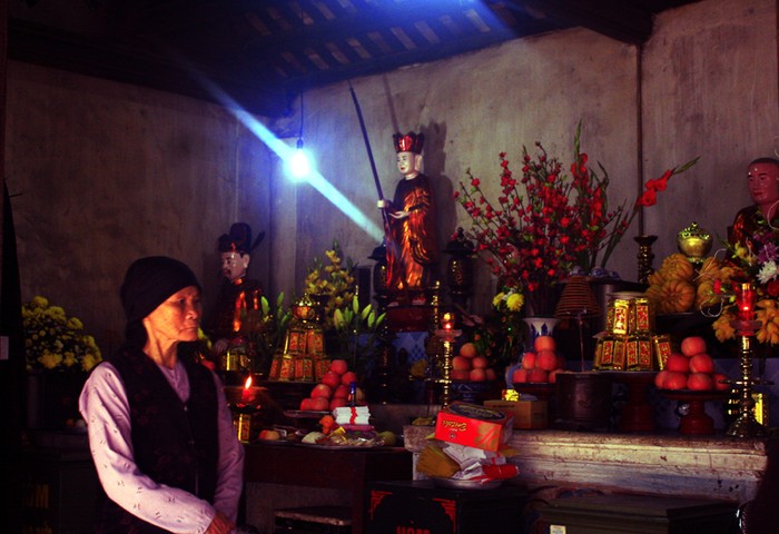 Một số hình ảnh khác bên trong chùa Hàm Long